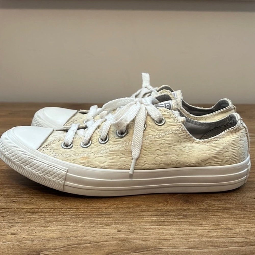 Converse Cream Lace Lace-up Sneakers
